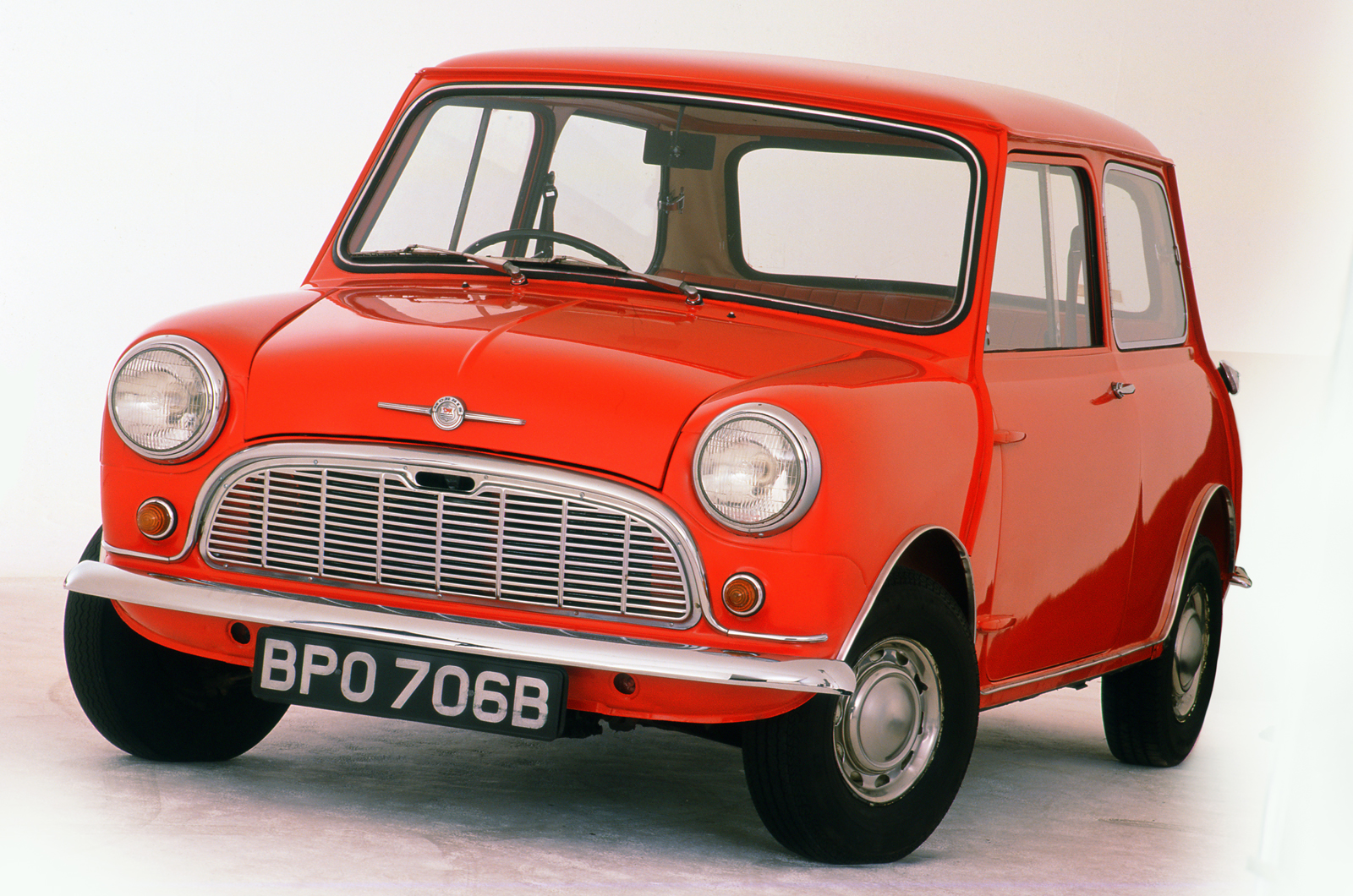 Original Mini voted best British car Autocar